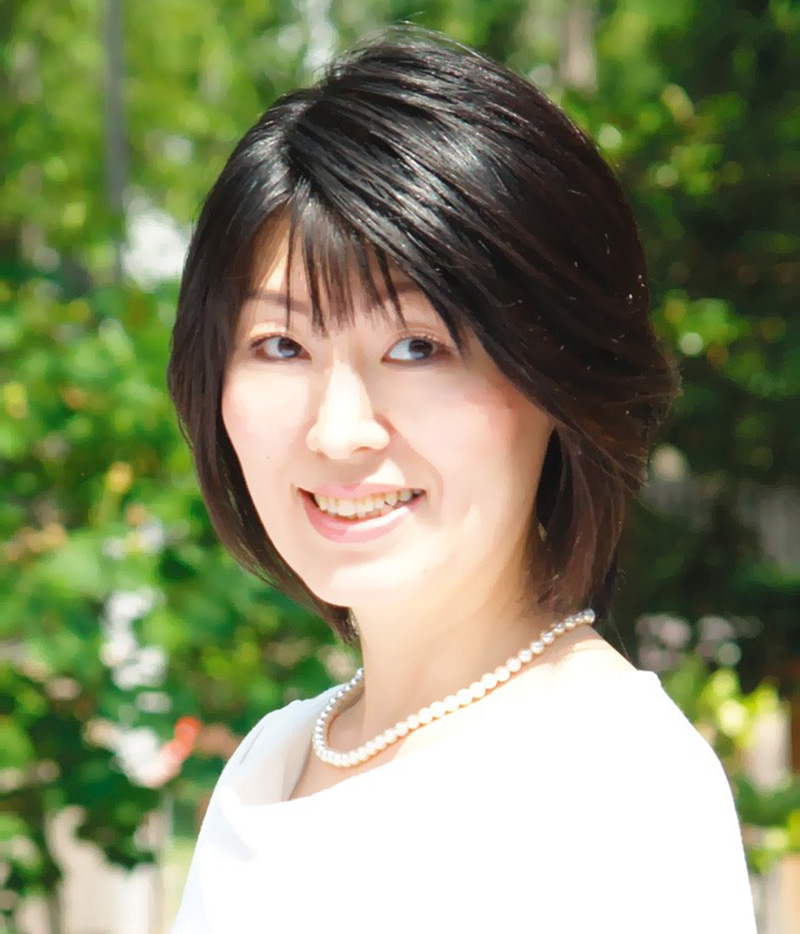 塩月美香子